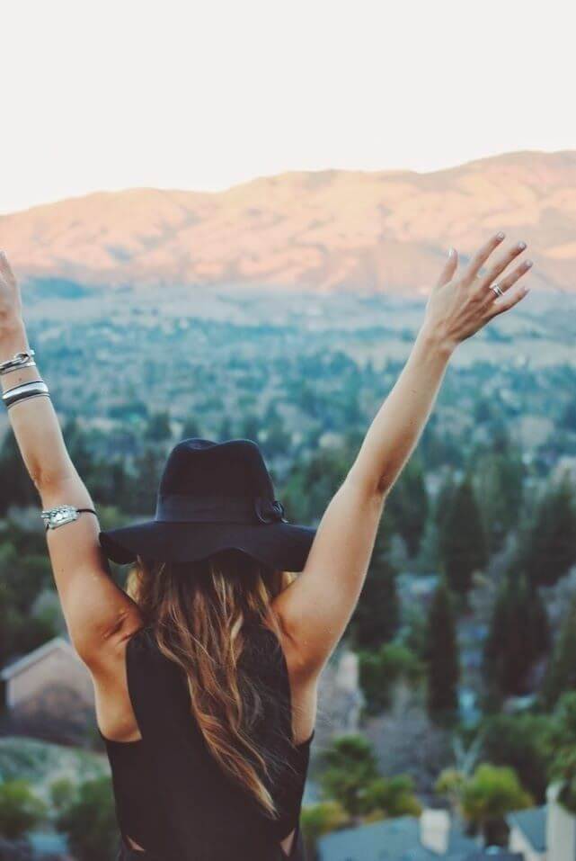 Daily Affirmations for Moms by Nina Restieri of momAgenda