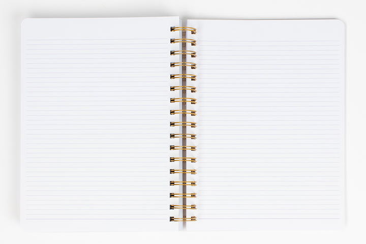 momAgenda Desktop Spiral 2024-25 Academic Planner