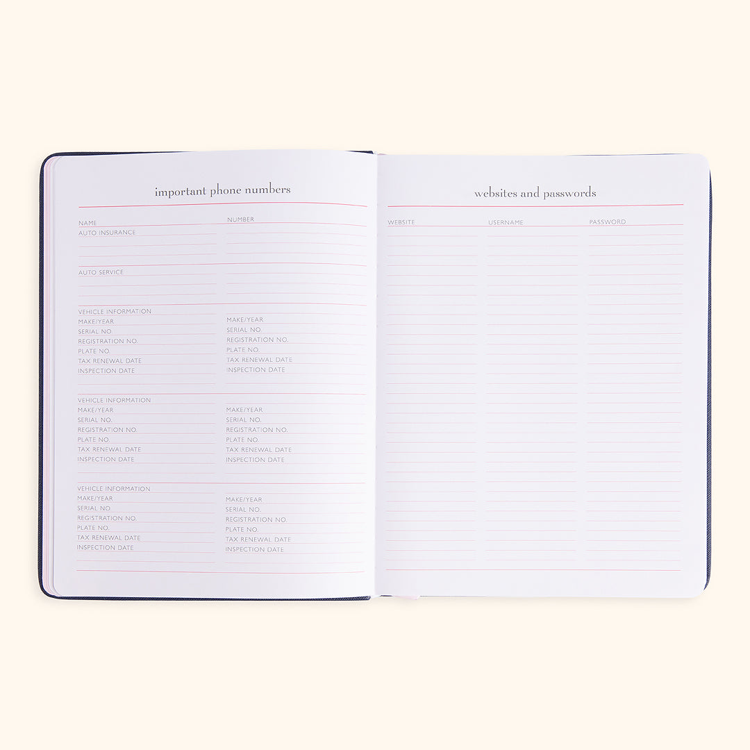 momAgenda Desktop 18-Month Planner 2025–26