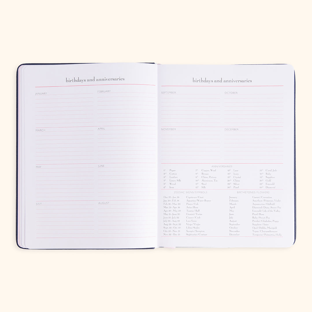 momAgenda Desktop 18-Month Planner 2025–26