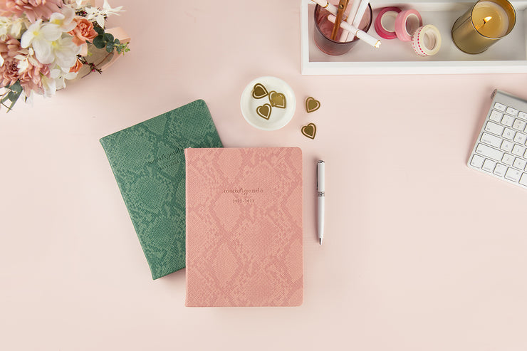 SALE! 2023 momAgenda Desktop | Luxury Day Planner | mom Planner | Family Planner | Agenda  (Runs through December 2023)