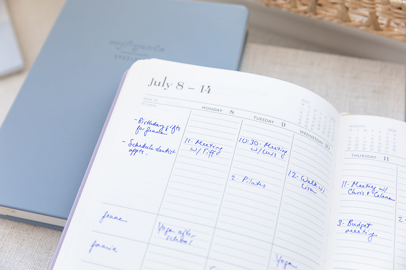 SALE – momAgenda